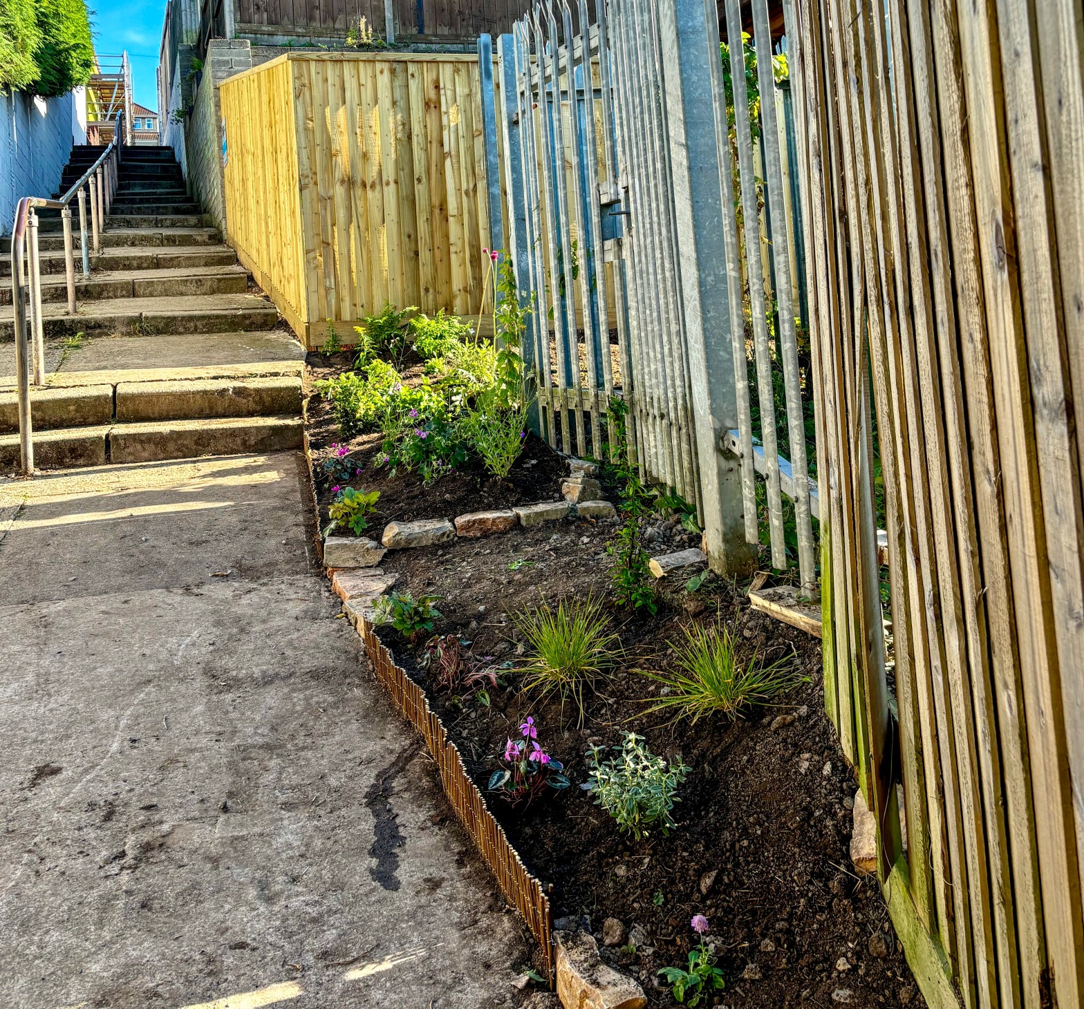 KWA Small Grants Project: Pollinator&nbsp;Pathways